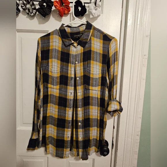 Banana Republic Factory | Tops | Banana Republic Factory Yellow And Blue Casual Plaid Button Down Shirt | Poshmark Banana Republic Factory | Tops | Banana Republic Factory Yellow And Blue Casual Plaid Button Down Shirt | Poshmark